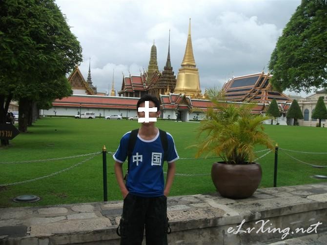 <em>泰国</em>寺庙是不是真的<em>不能穿</em>拖鞋<em>短裤</em>?-E旅行网