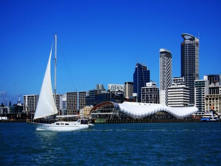 天津航空直飞!重庆往返奥克兰5-30日含税机票